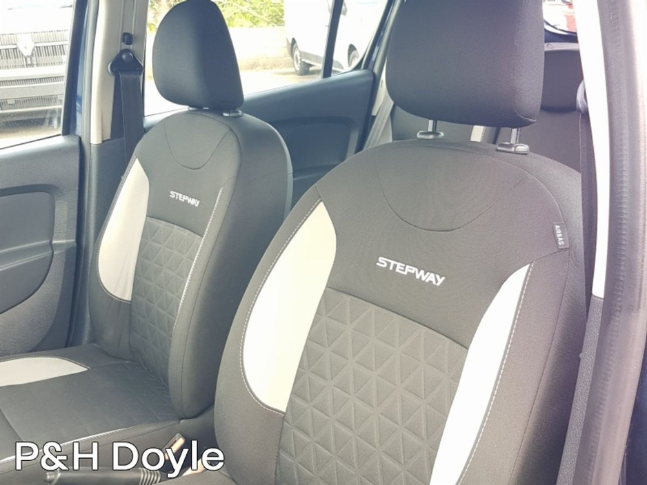 2016 Dacia Sandero Stepway 1.5L Diesel For Sale Images