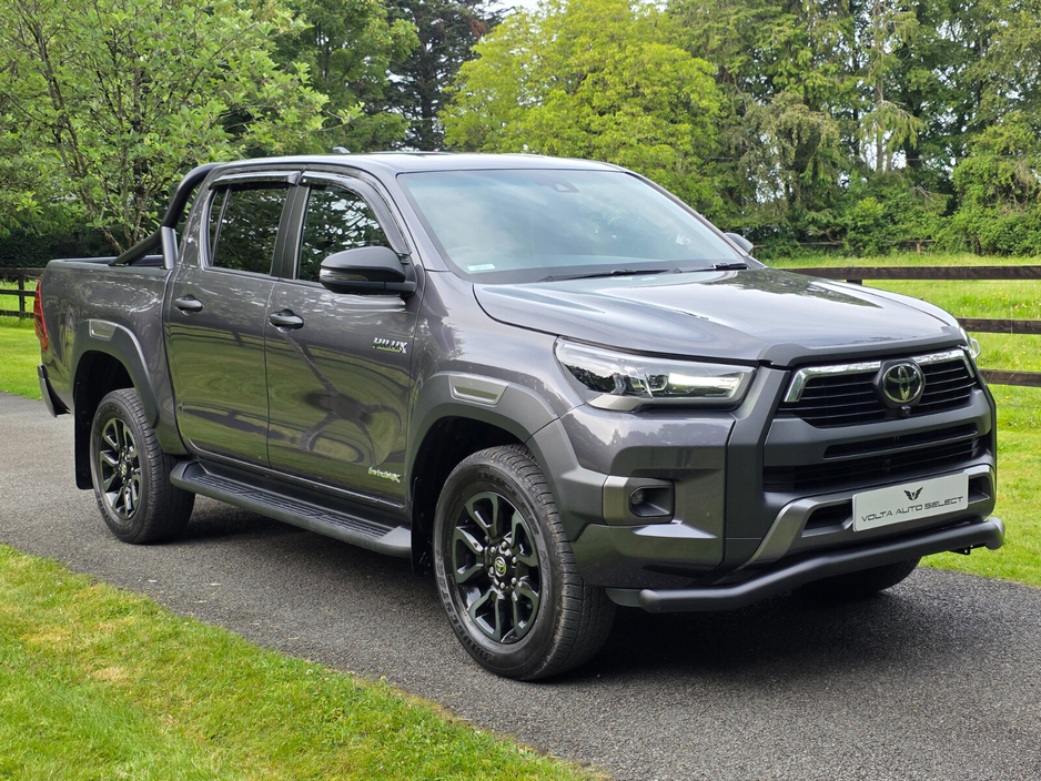 2023 Toyota Hilux For Sale Images
