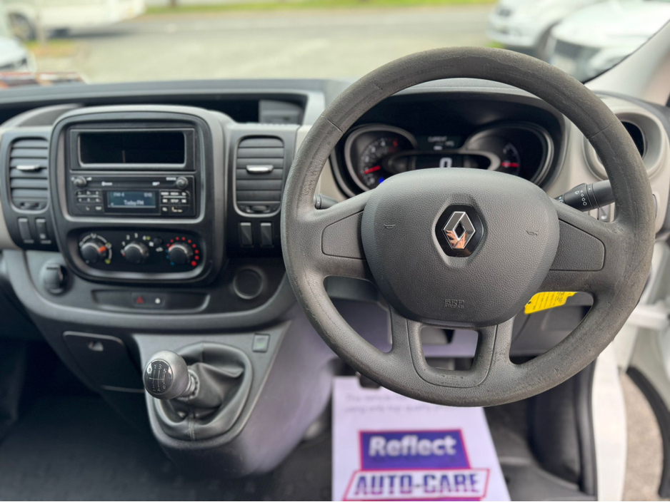 2017 Renault Trafic 1.6L Diesel For Sale Images