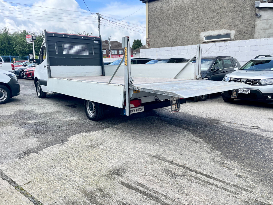 2022 Mercedes-Benz Sprinter 2L Diesel For Sale Images