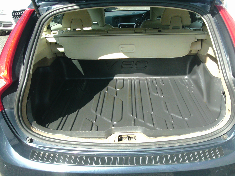 2013 Volvo V60 1.6L Diesel For Sale Images