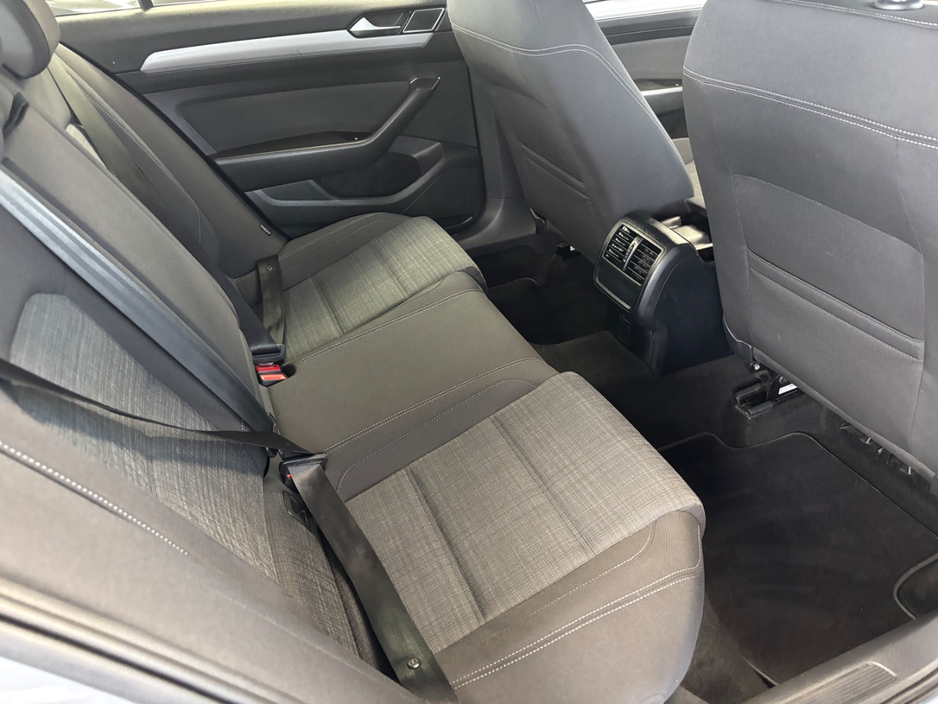 2022 Volkswagen Passat 2L Diesel For Sale Images