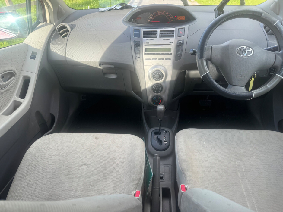 Toyota Vitz 1.0 VVT-i Terra — thumbnail 12