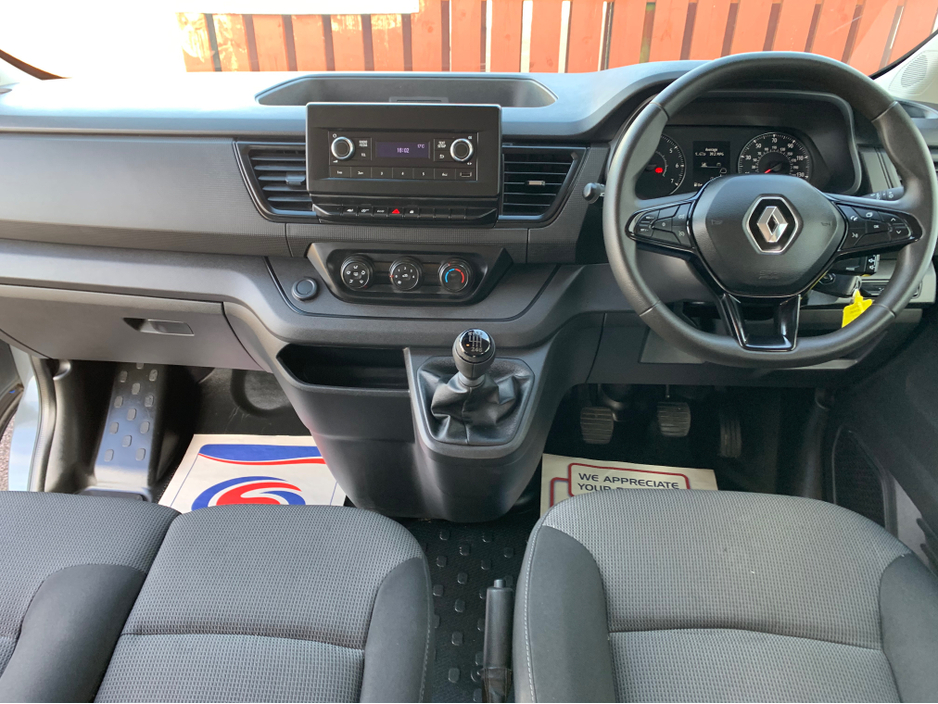 2023 Renault Trafic 2.0L Diesel For Sale Images