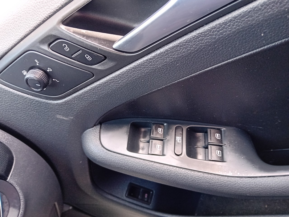 2016 Volkswagen Jetta 2L Diesel For Sale Images