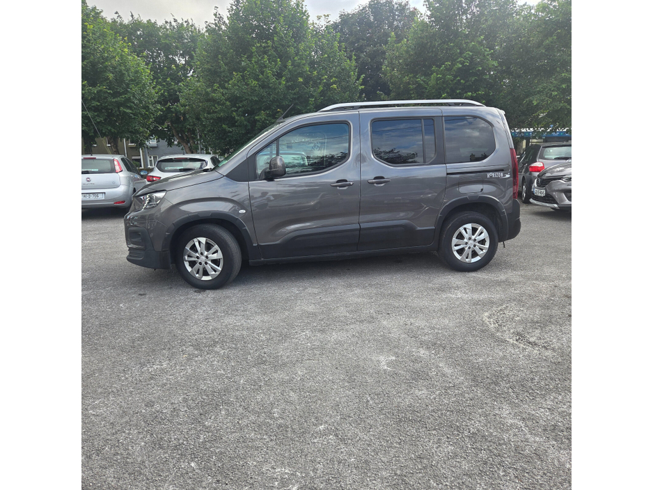 2021 Peugeot Rifter 1.5L Diesel For Sale Images