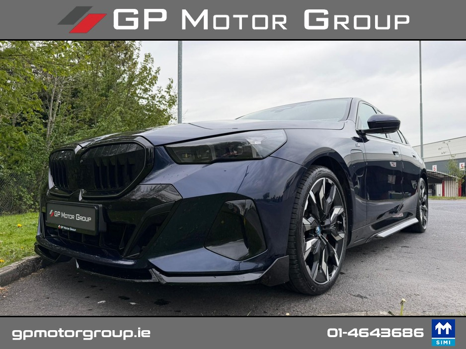 2024 BMW 5 Series 3L Petrol Plug-in Hybrid For Sale Images