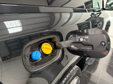 2026 Land Rover Defender 3L Diesel For Sale Images
