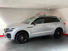 2019 Volkswagen Touareg 3L Diesel For Sale Images