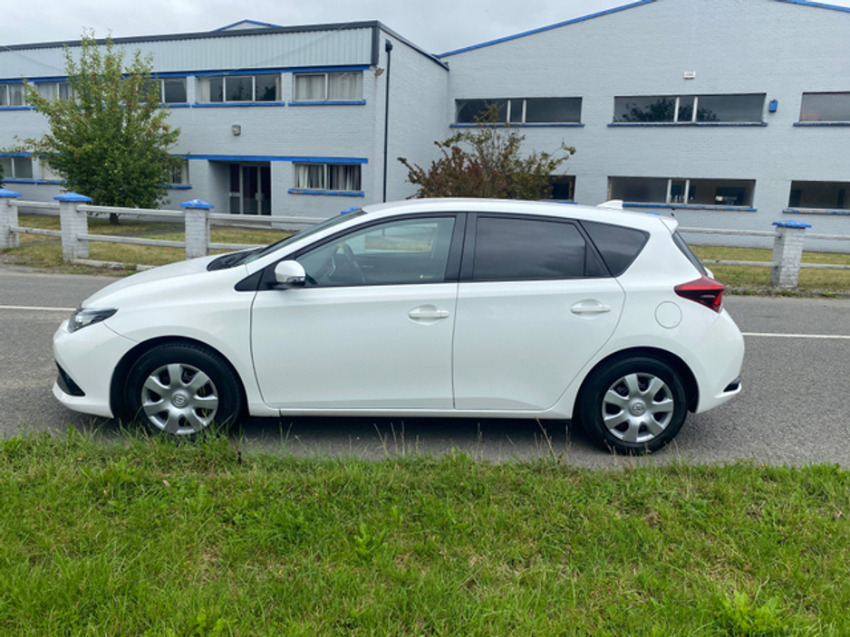 2019 Toyota Auris 1.4L Diesel For Sale Images