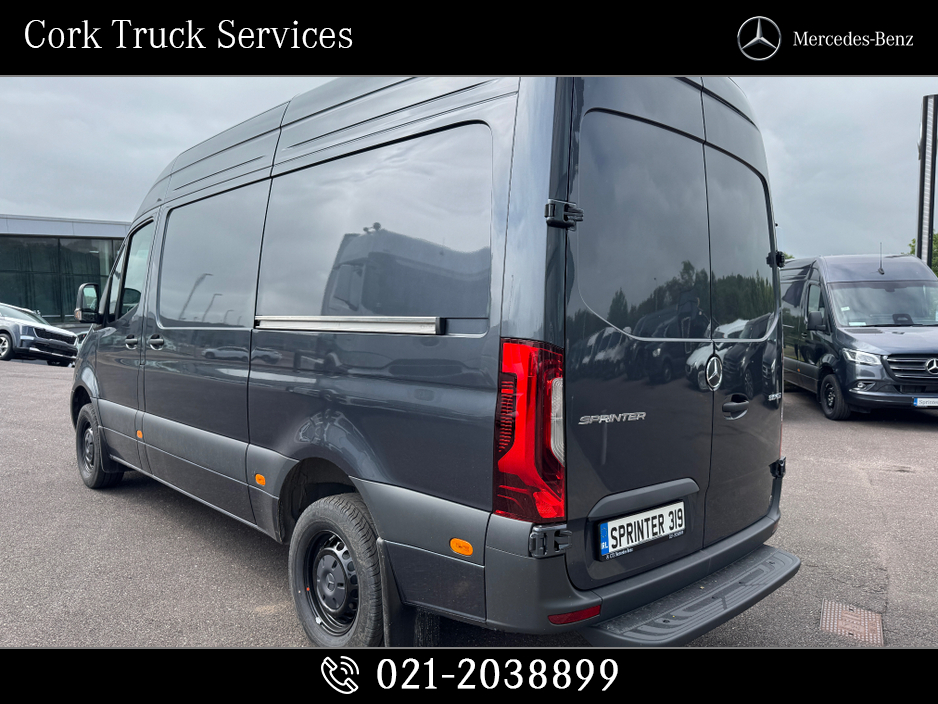 Used Mercedes-Benz Sprinter 319.36 Select 30 Premium Limited Edition  (2025)