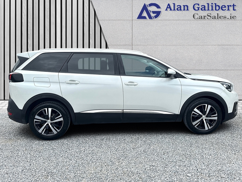 2020 Peugeot 5008 1.5L Diesel For Sale Images