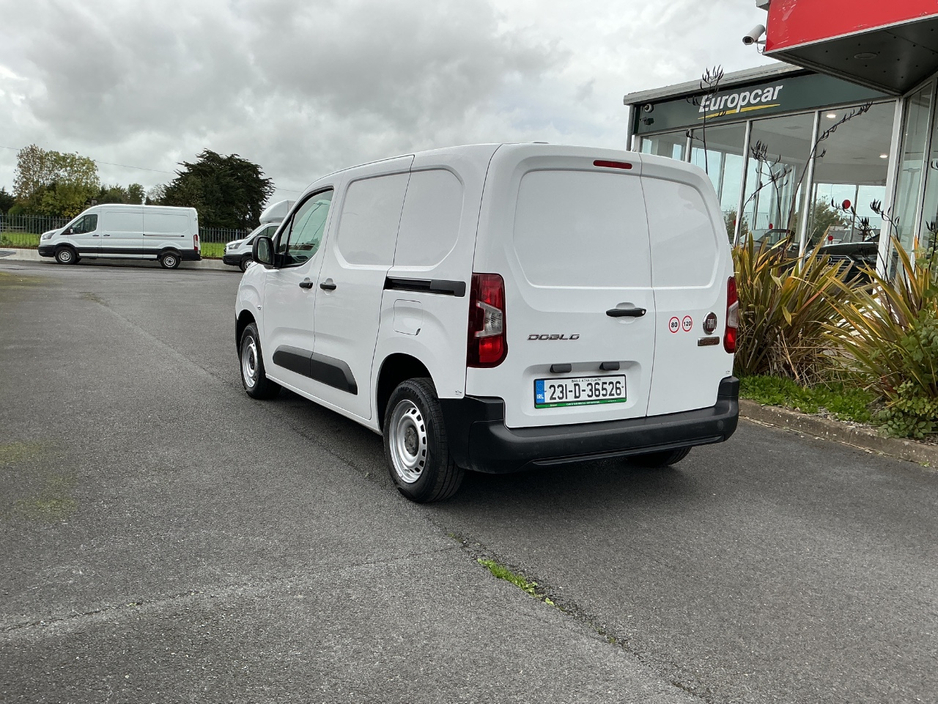 2023 Fiat Doblo 1.5L Diesel For Sale Images