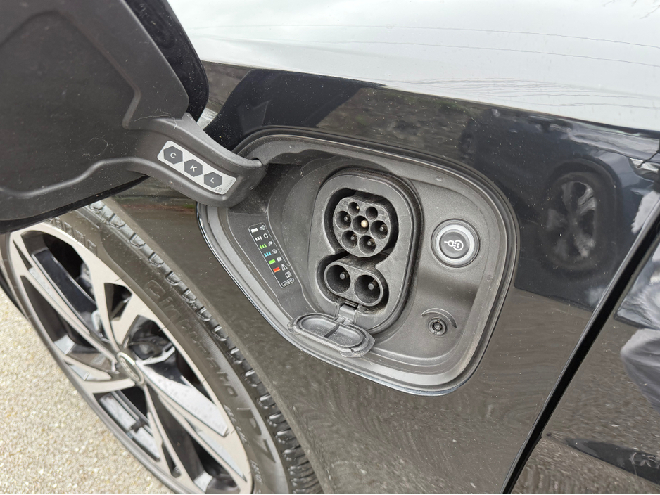 2023 Audi e-tron GT quattro 0L Electric For Sale Images