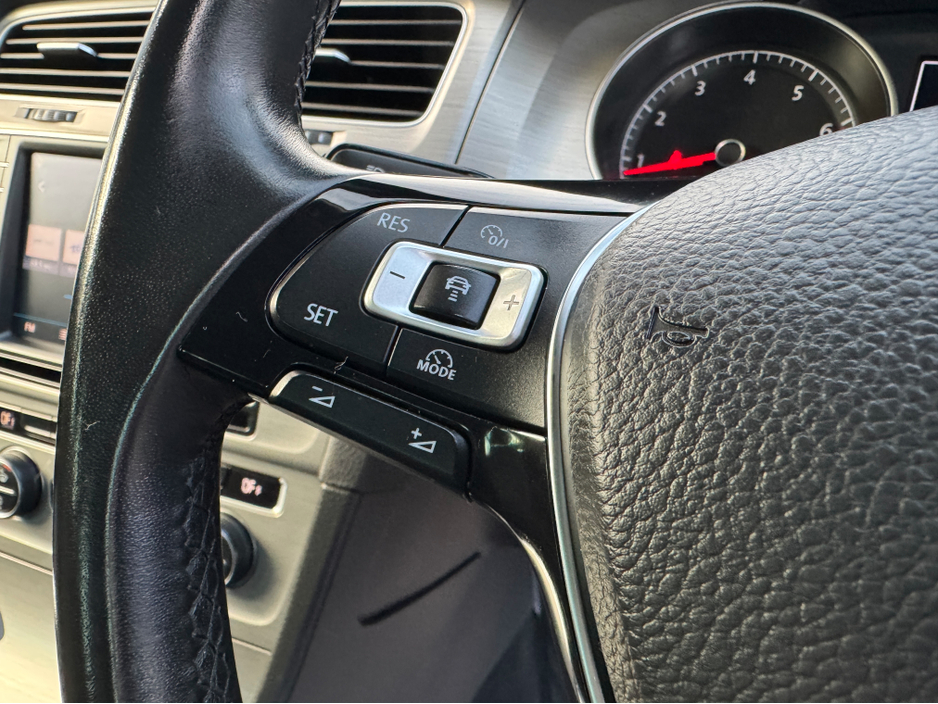 2017 Volkswagen Golf 1.2L Petrol For Sale Images
