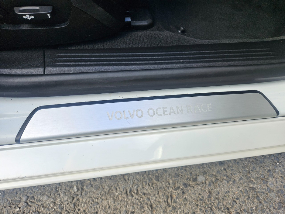 2015 Volvo V40 1.6L Petrol For Sale Images