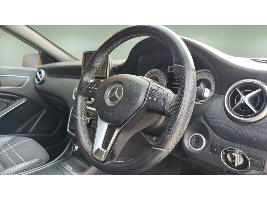 2013 Mercedes-Benz A Class 1.6L Petrol For Sale Images