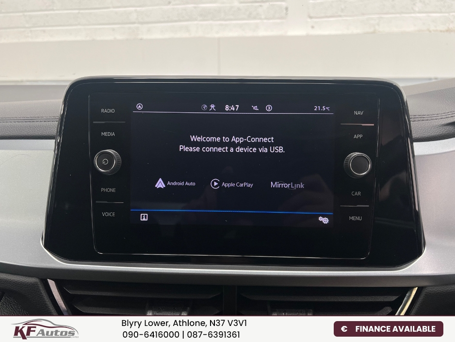 2022 Volkswagen T-Roc 2L Diesel For Sale Images