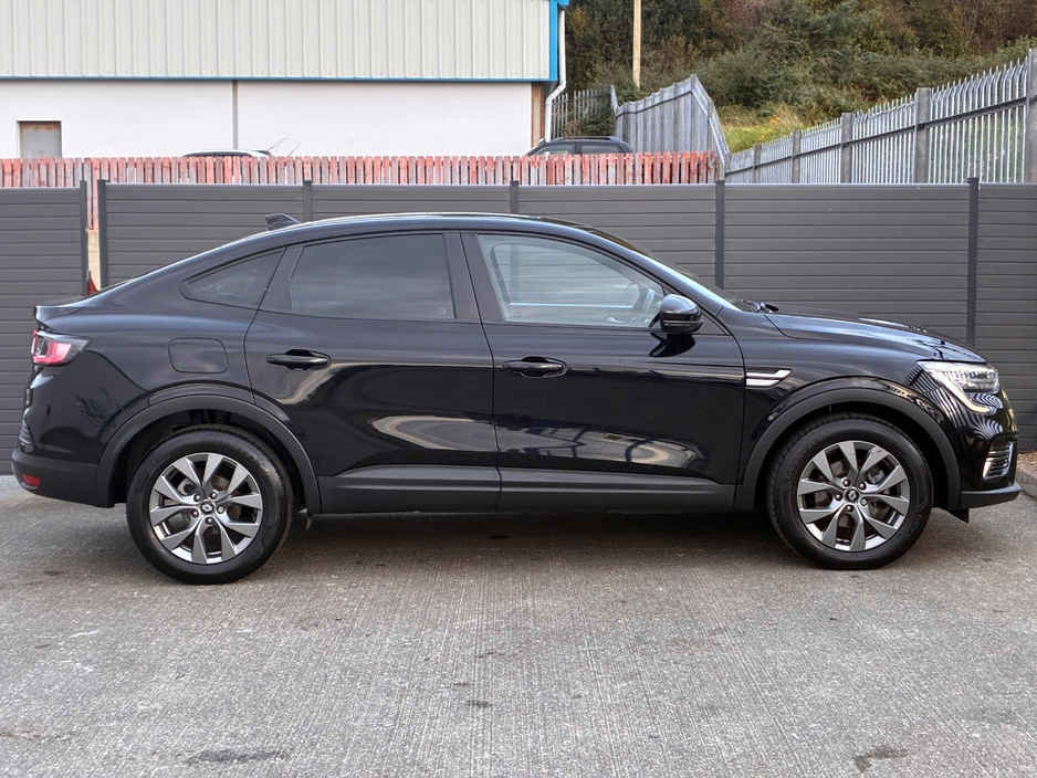 2024 Renault Arkana 1.6L Hybrid For Sale Images