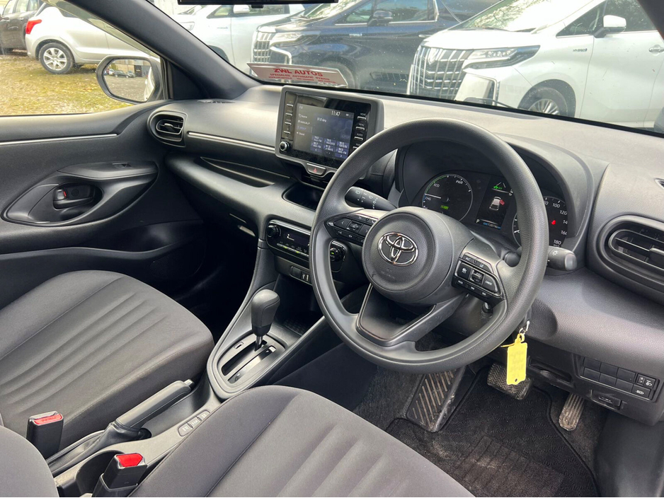 Mazda Demio — thumbnail 11