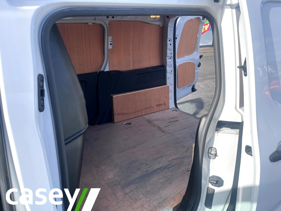 2023 Fiat Doblo 1.5L Diesel For Sale Images