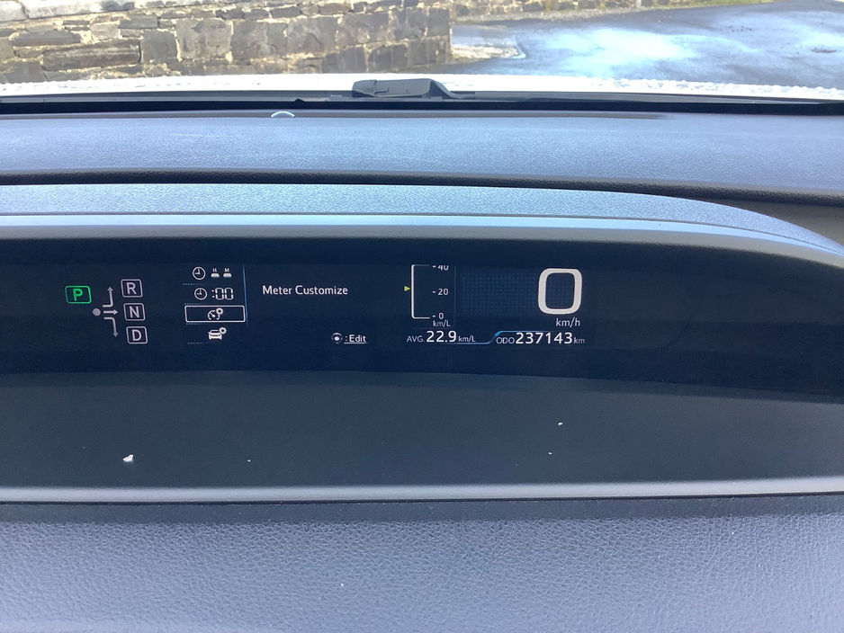 2017 Toyota Prius 1.8L Petrol Hybrid For Sale Images