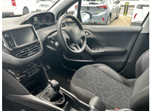 2018 Peugeot 2008 1.6L Diesel For Sale Images