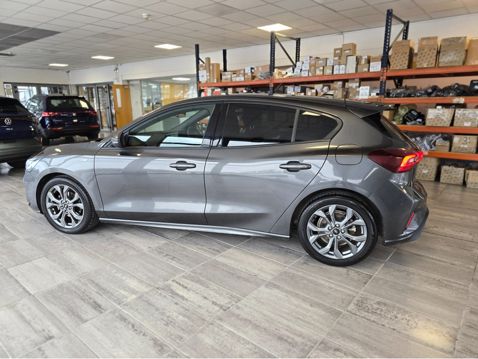 2023 Ford Focus 1.0L Petrol Hybrid For Sale Images