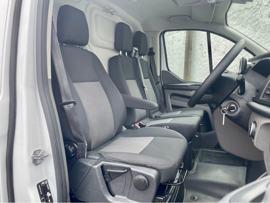 2022 Ford Transit Custom 2L Diesel For Sale Images