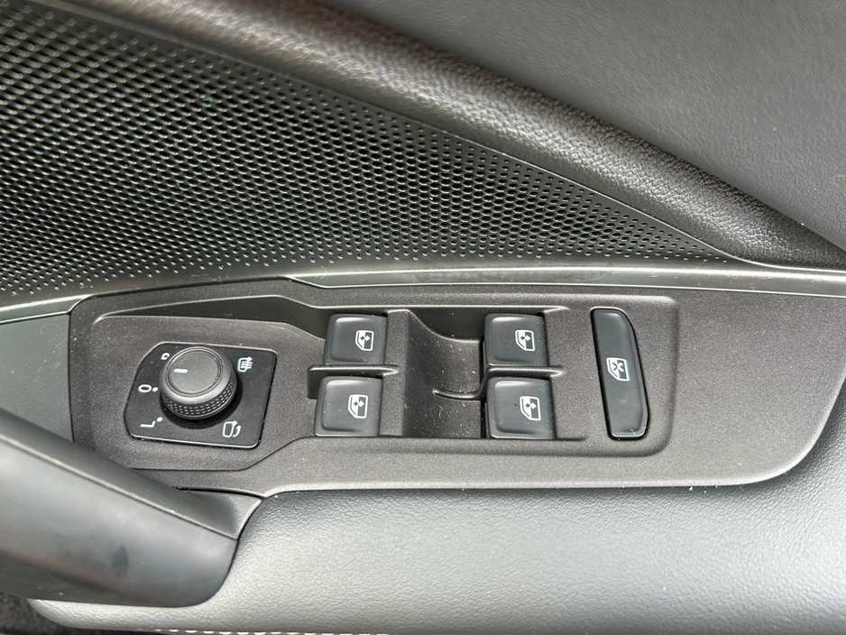 2025 Volkswagen Tayron 2L Diesel For Sale Images