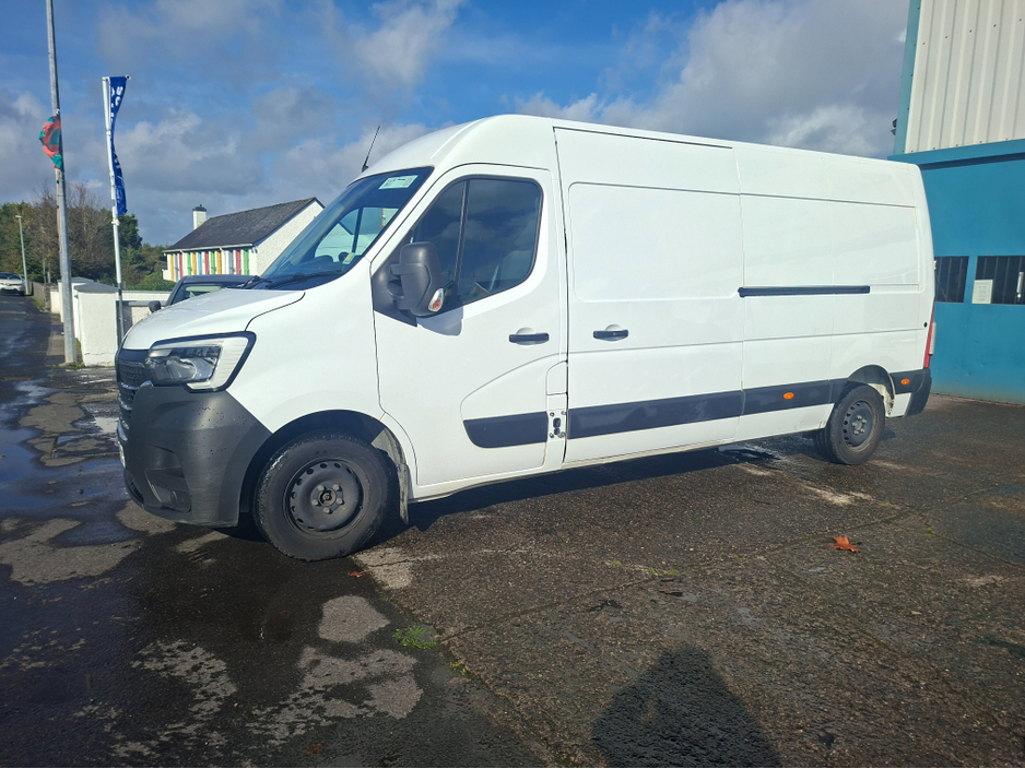 2023 Renault Master 2.3L Diesel For Sale Images