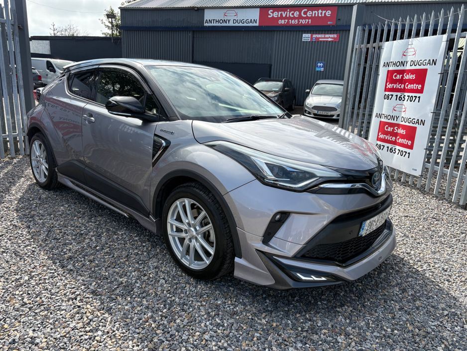 Toyota C-HR 1.8 HYBRID LUNA