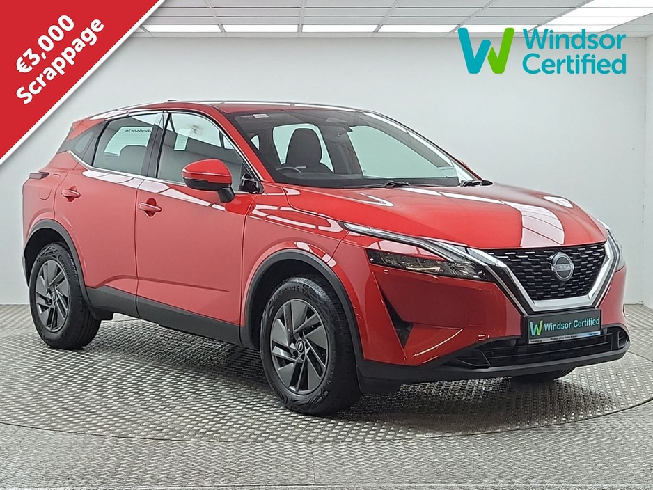 Nissan Qashqai 1.3 PET MILD HYBRID SV CVT