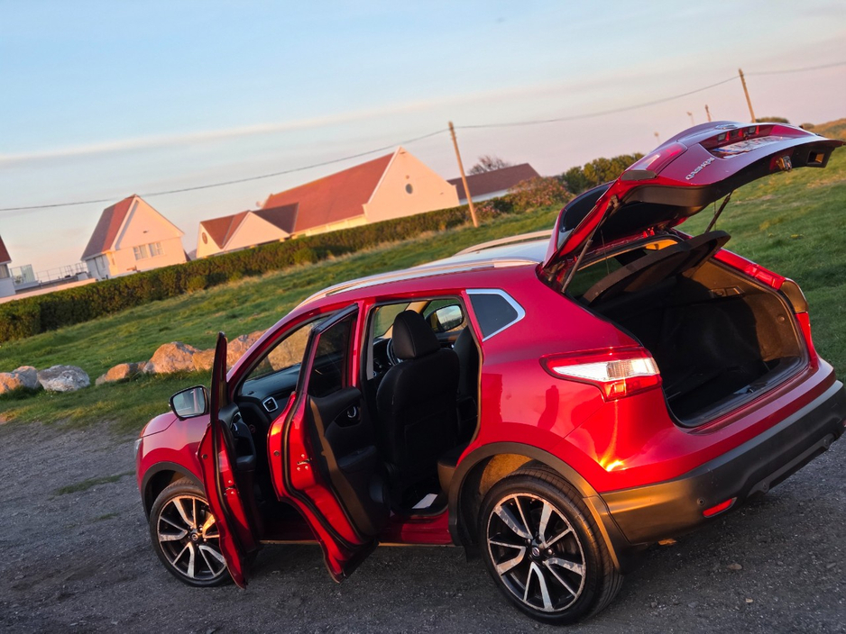 Nissan Qashqai 1.2 PET SVE 4DR — thumbnail 11