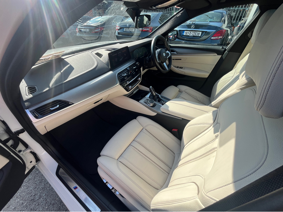 2018 BMW 5 Series 2.0L Hybrid For Sale Images