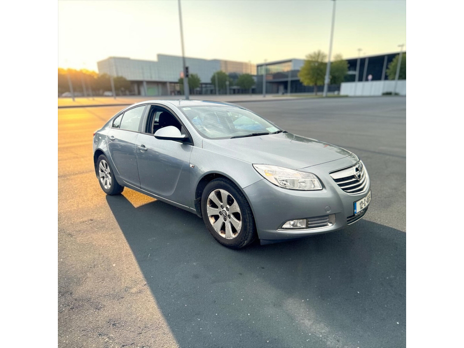 2012 Opel Insignia 2L Diesel For Sale Images