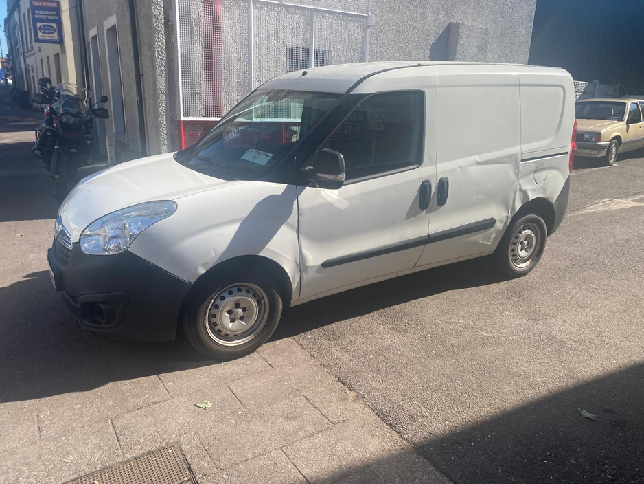 2015 Vauxhall Combo 1.2L Diesel For Sale Images
