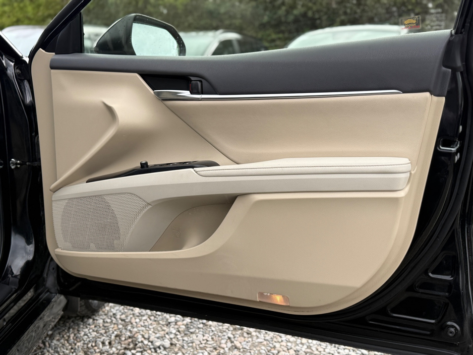 2021 Toyota Camry 2.5L Petrol Hybrid For Sale Images