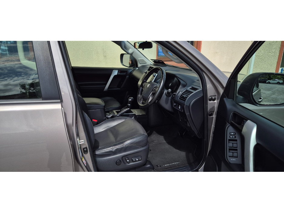 2018 Toyota Landcruiser 2.8L Diesel For Sale Images