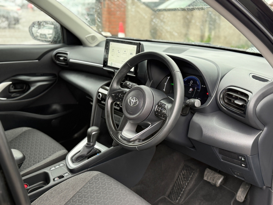 2024 Toyota Yaris Cross 1.5L Petrol Hybrid For Sale Images