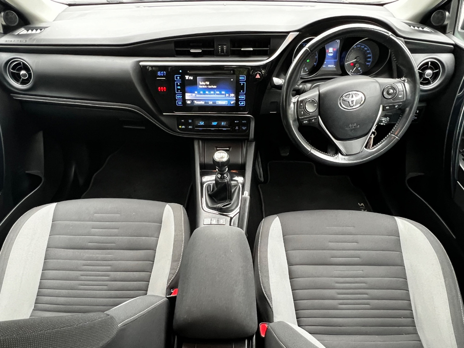 2018 Toyota Auris 1.2L Petrol For Sale Images