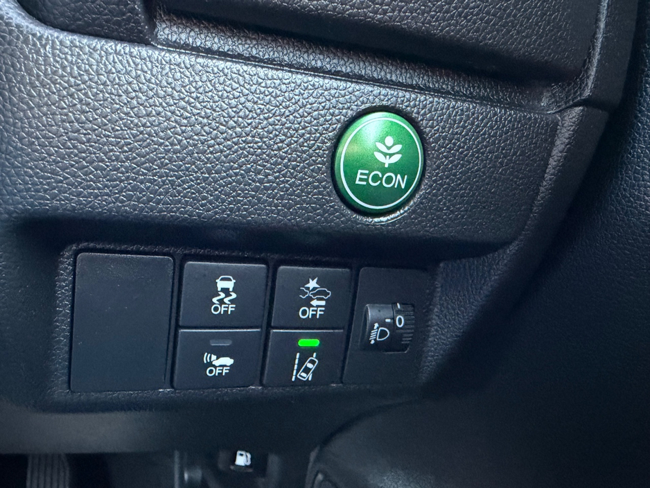 2017 Honda Fit 1.5L Petrol Hybrid For Sale Images