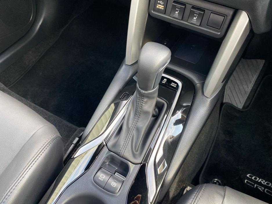 Toyota Corolla Hybrid Sol — thumbnail 16