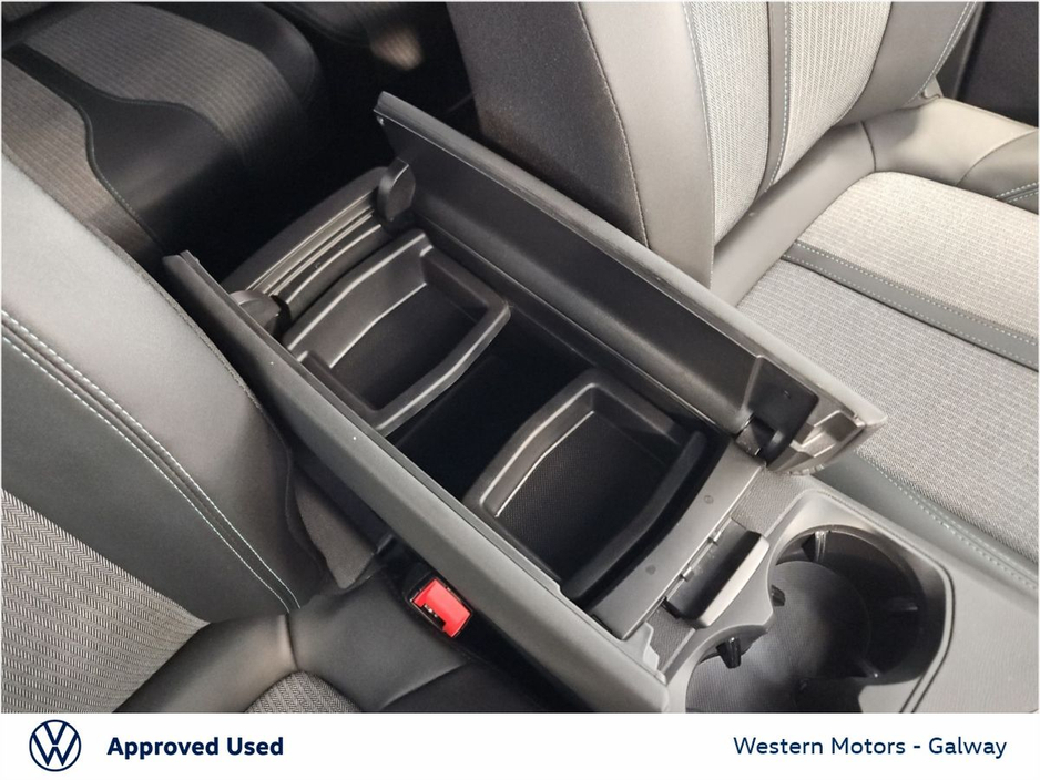 Peugeot 5008 Allure - 1 owner - full main dealer history — thumbnail 32