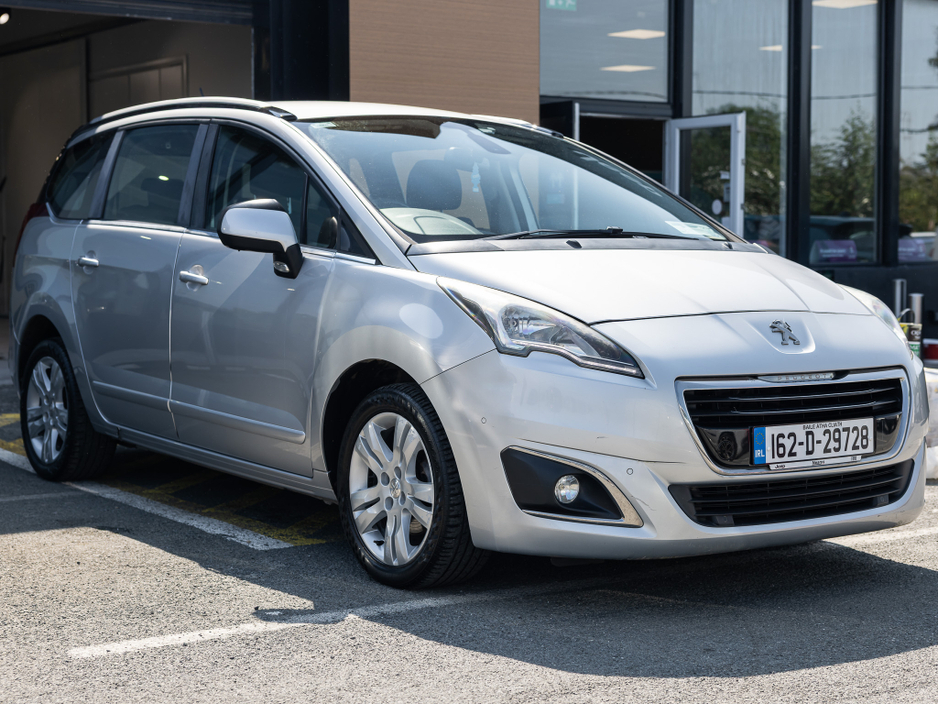Used Peugeot 5008 2016 in Dublin