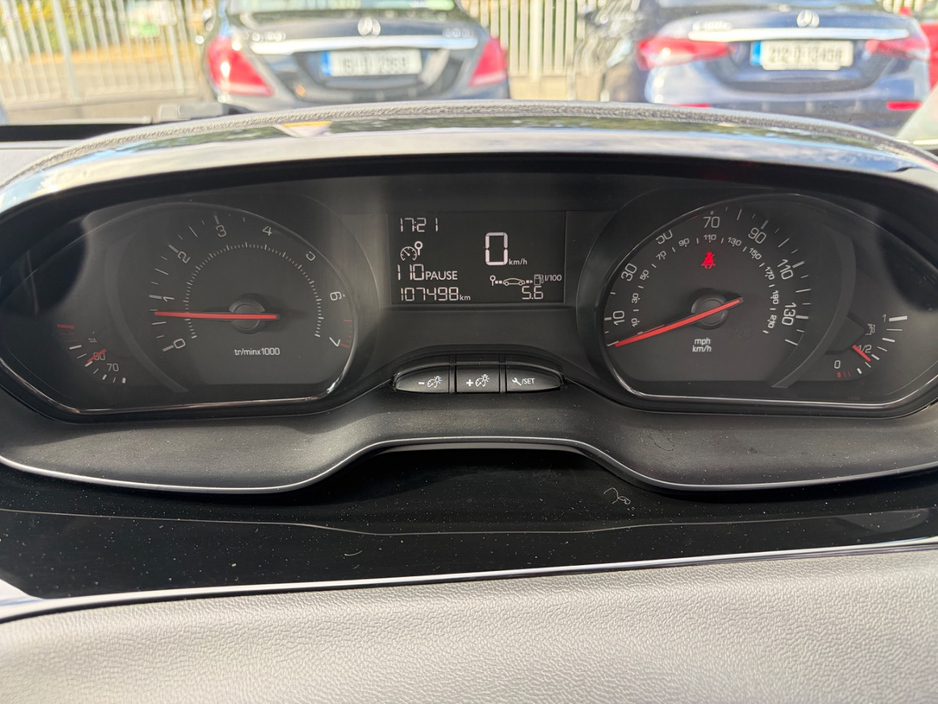 2014 Peugeot 208 1L Petrol For Sale Images