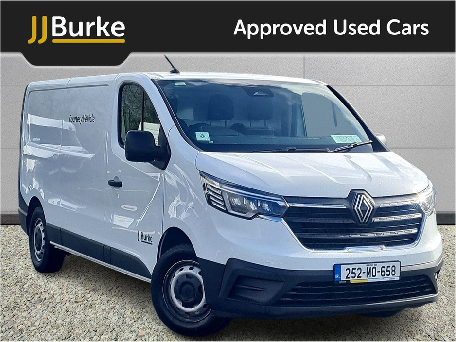 Used Renault Trafic 2025 in Mayo