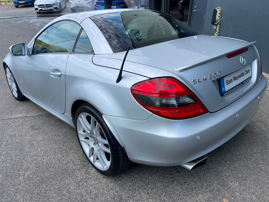 2008 Mercedes-Benz SLK Class 1.8L Petrol For Sale Images