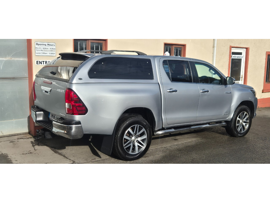 2017 Toyota Hilux 2.4L Diesel For Sale Images
