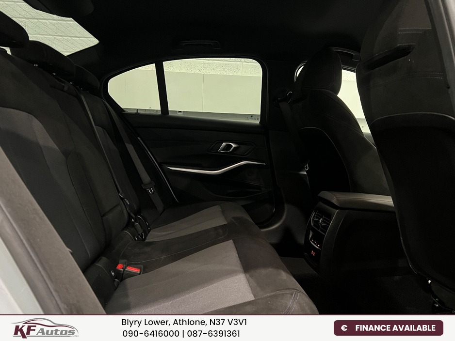 2025 BMW 3 Series 2L Petrol Plug-in Hybrid For Sale Images